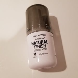 Wet n Wild Photo Focus Setting Spray